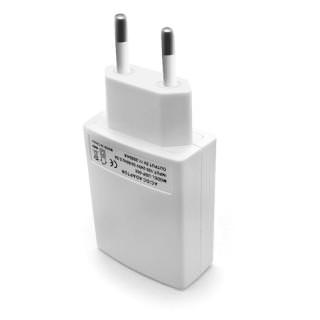 

Ixtone (UBP-008) Сетевое зарядное устройство DC5V 2000mA EU White (BULK)