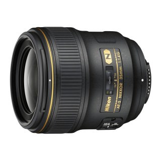 

Nikon AF-S Nikkor 35mm f/1.4G