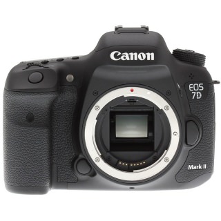 

Canon EOS 7D Mark II Body
